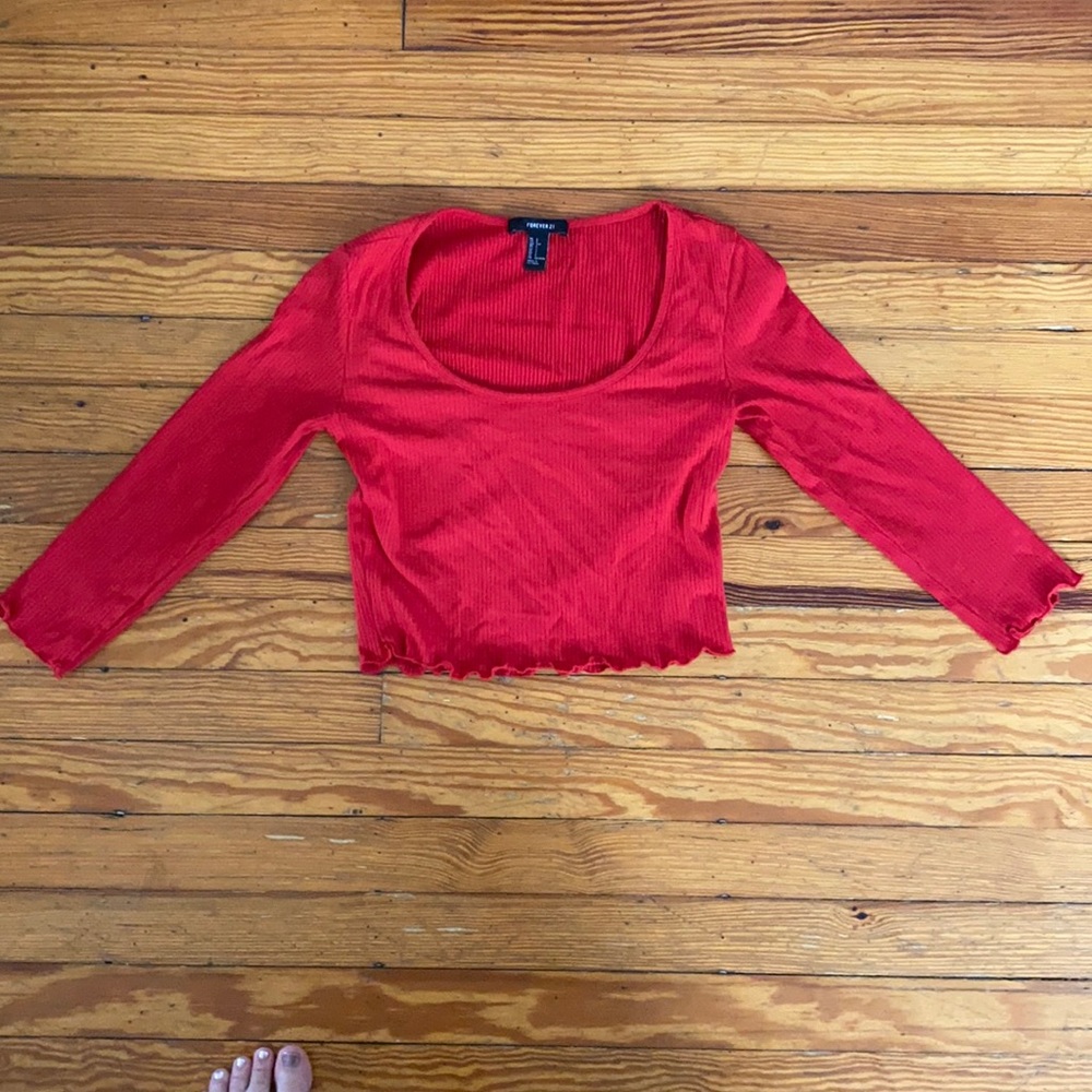 Cropped long sleeve shirt